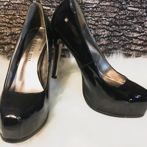 Black Madden Girl Pumps, Size 7